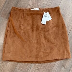 NWT Abercrombie & Fitch Suede/ Vegan Leather Brown Mini Skirt- size small